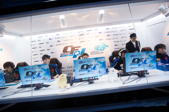 冠对阵皇家 冠对阵皇家