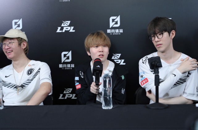 越多的年轻 越多的年轻